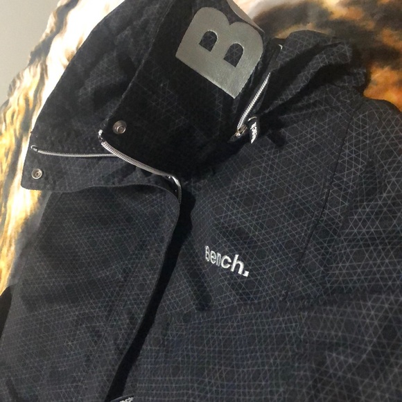 Bench Light-weight Jacket - Picture 3 of 4